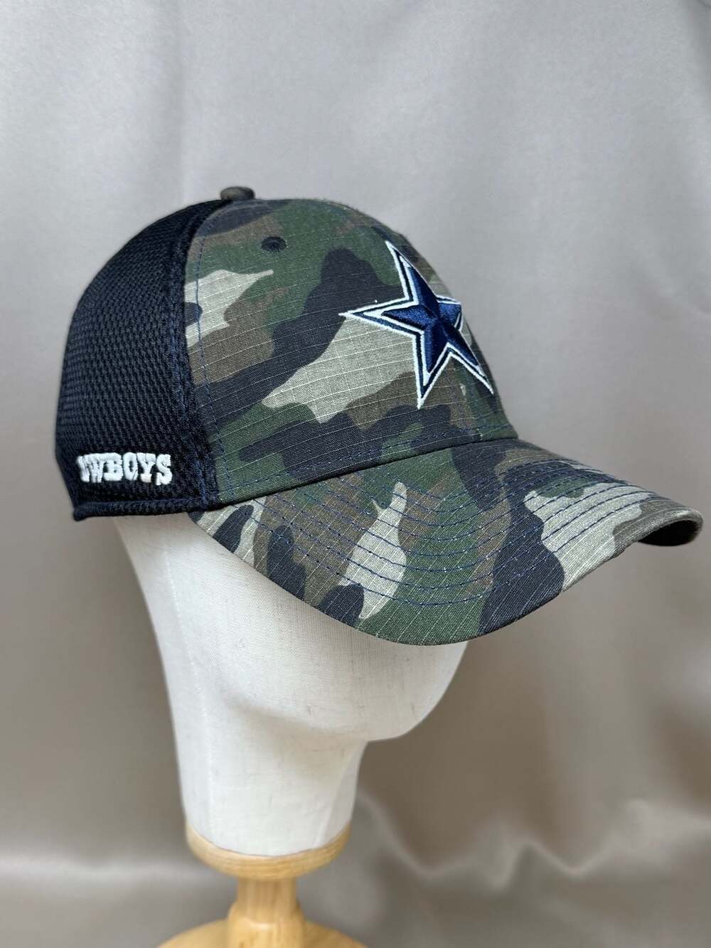 Dallas Cowboys New Era 39THIRTY Camo Hat M/L Shock Stitch Neo NFL Flex Fit